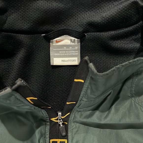 Nike live strong quarter zip - Picture 2 of 10